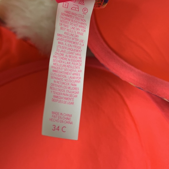 ❌SOLD❌Victoria’s Secret Swim Pushup Bikini Top - Picture 7 of 7